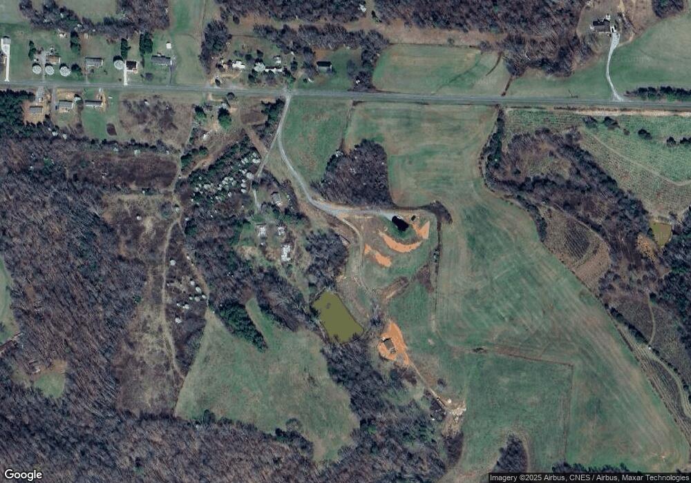 477 Damascus Church Rd, Statesville, NC 28625 - photo 1