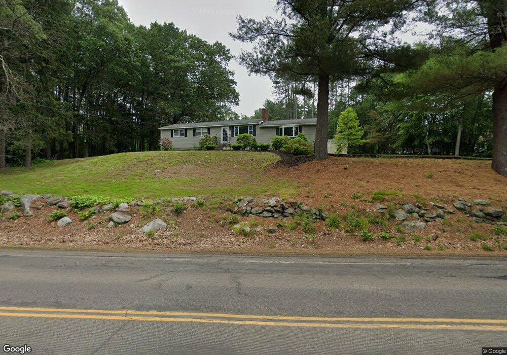 388 Mammoth Rd, Pelham, NH 03076 - photo 1