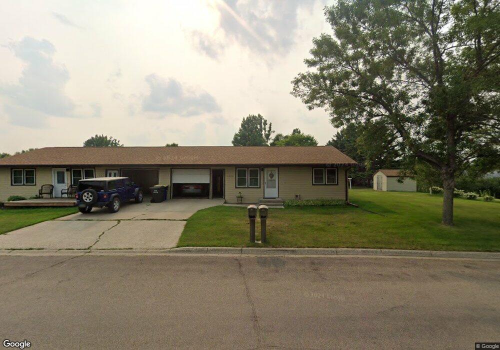1420 14th Ave SW, Jamestown, ND 58401 - photo 1