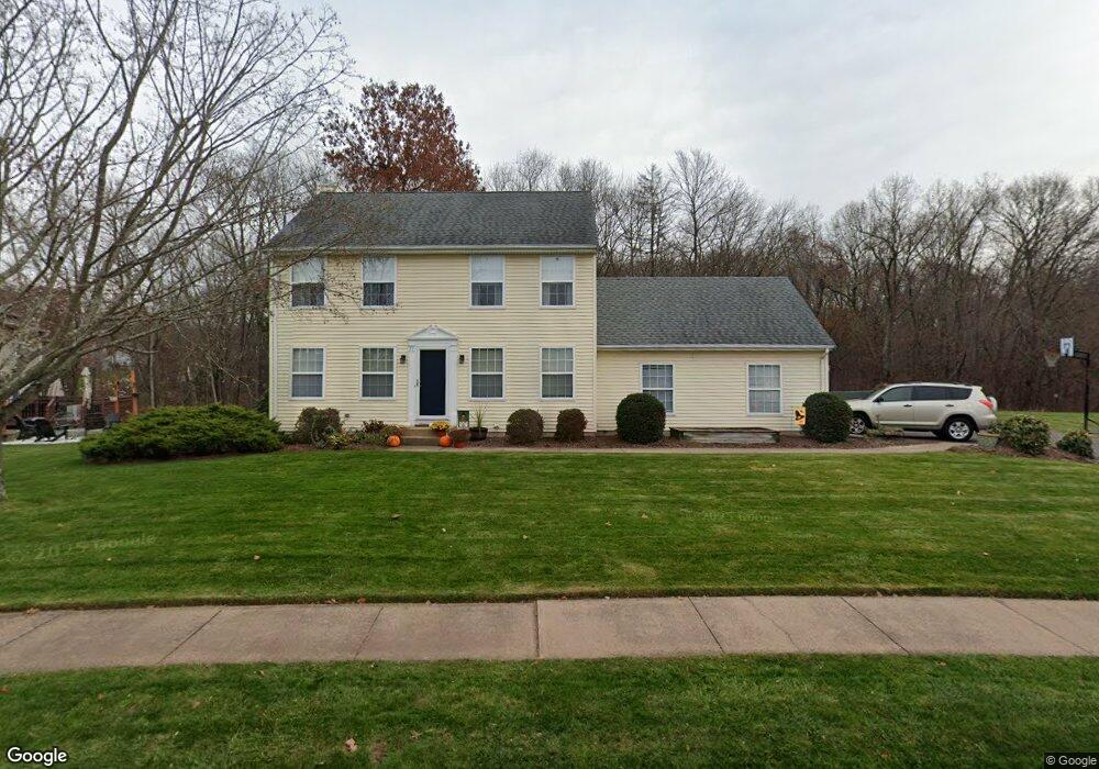 71 Bentley Dr, Manchester, CT 06042 - photo 1