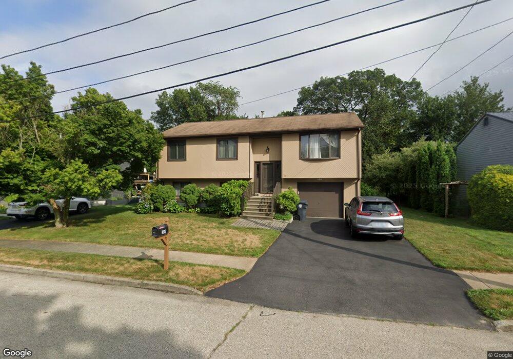 104 Eastgate Dr, Warwick, RI 02886 - photo 1