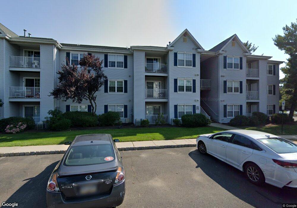 210 Stratford Place unit 210, Bound Brook, NJ 08805 - photo 1