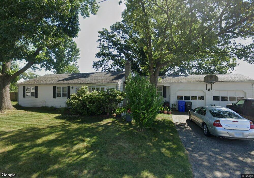 37 Deming St, Pawtucket, RI 02861 - photo 1