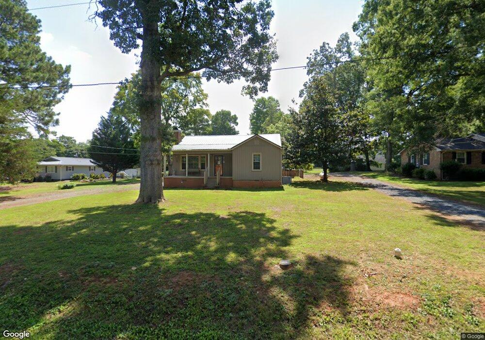 2061 Brooklyn Ave, Ramseur, NC 27316 - photo 1