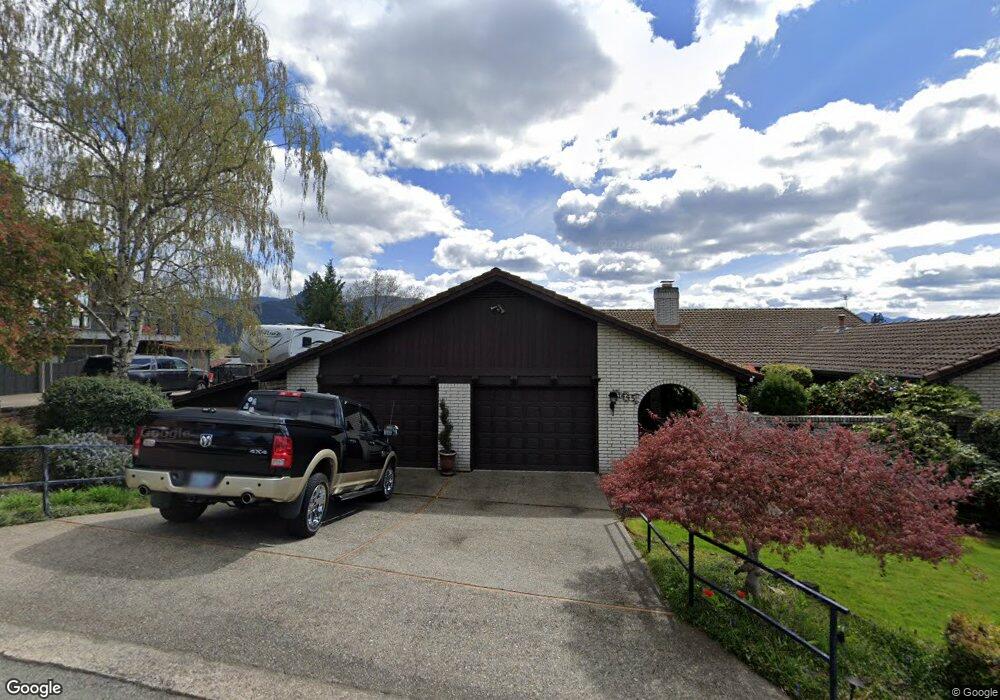 921 NE Beacon Dr, Grants Pass, OR 97526 - photo 1