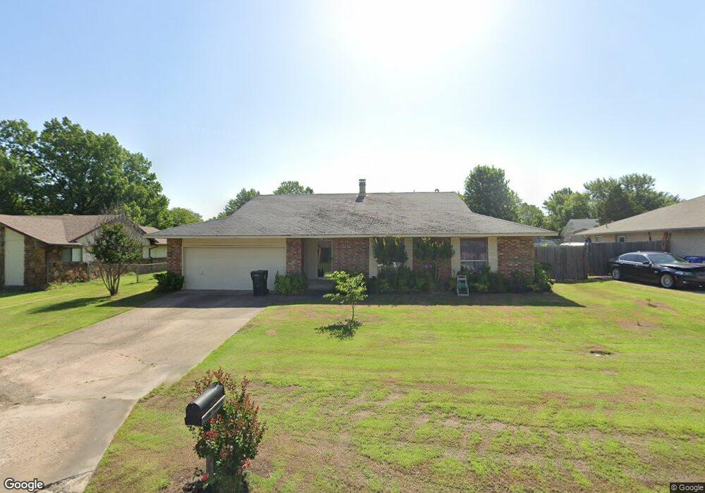 313 N Fir Place, Broken Arrow, OK 74012 - photo 1