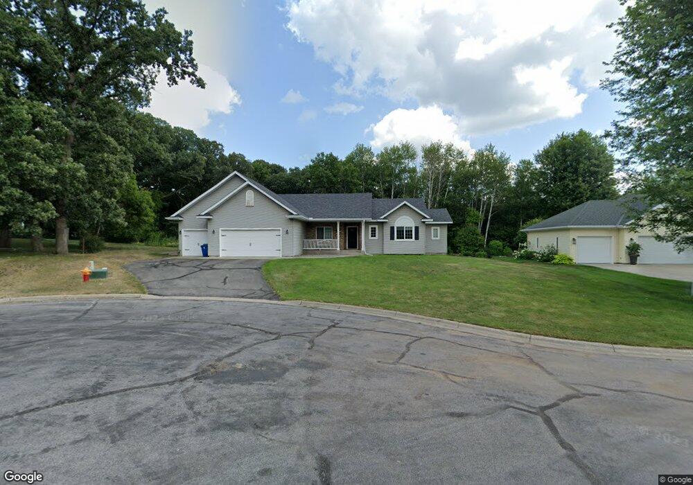 916 Oakcrest Dr, Sauk Rapids, MN 56379 - photo 1