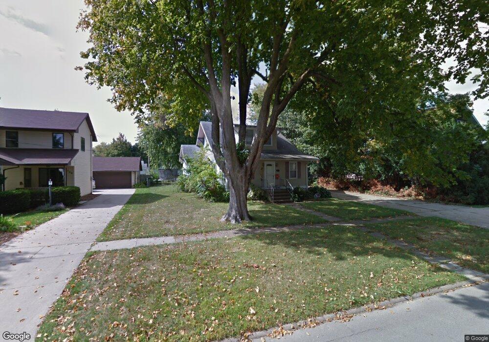 701 W 5th St S, Newton, IA 50208 - photo 1