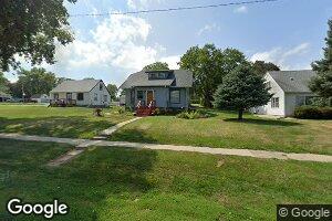 702 Walnut St, Walnut, IA 51577