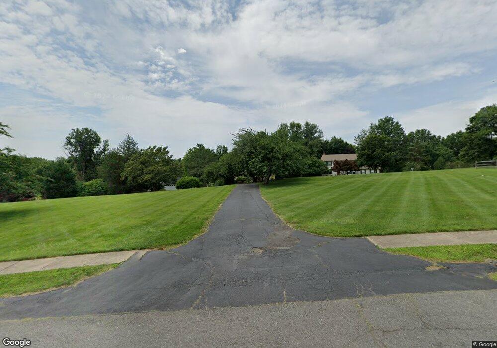 1118 Morningwood Ln, Great Falls, VA 22066 - photo 1