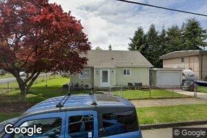 928 6th St, Cosmopolis, WA 98537