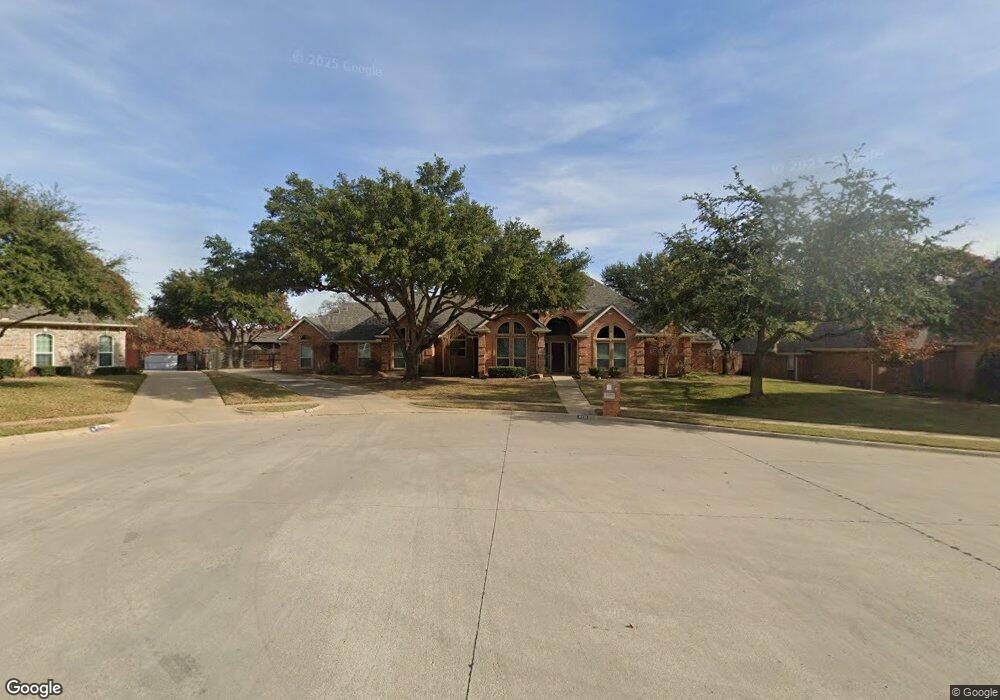 8328 Thornhaven Ct, North Richland Hills, TX 76182 - photo 1