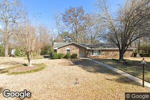 426 Forest Lake Dr, Warner Robins, GA 31093