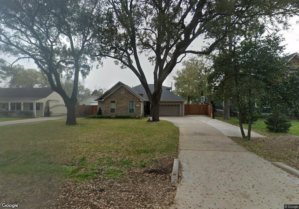 713 W 38th St, Houston, TX 77018 - photo 1