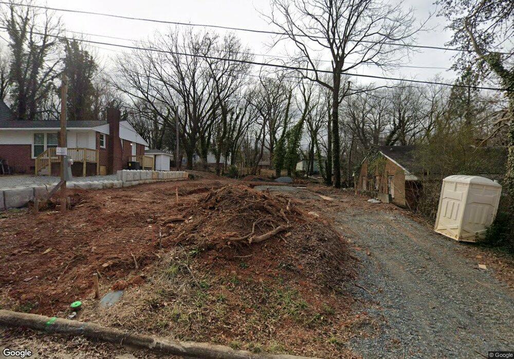 1904 E 18th St, Winston Salem, NC 27105 - photo 1