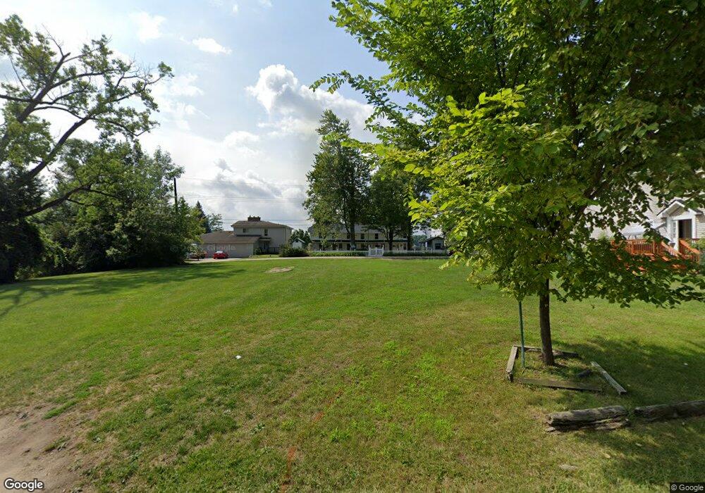 4887 Grand Ct, West Bloomfield, MI 48324 - photo 1