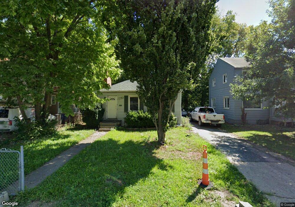 670 Rhoads Ave, Columbus, OH 43205 - photo 1