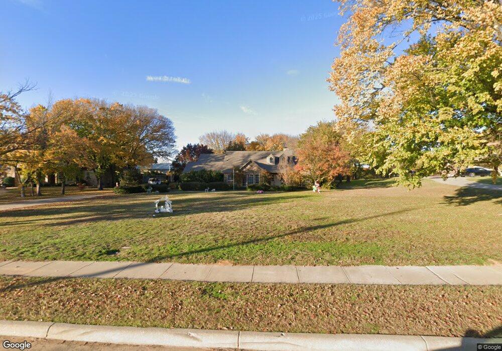 8915 Rumfield Rd, North Richland Hills, TX 76182 - photo 1