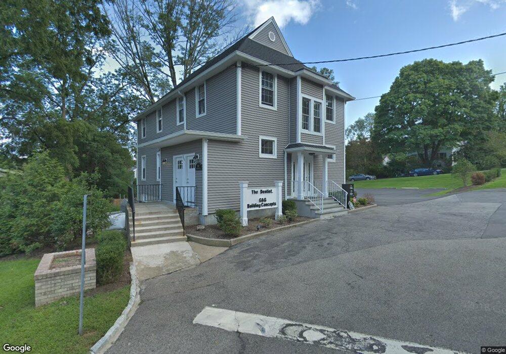 360 Bradhurst Ave, Hawthorne, NY 10532 - photo 1