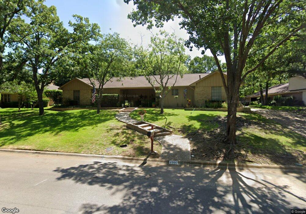 2007 Stonegate Dr, Denton, TX 76205 - photo 1