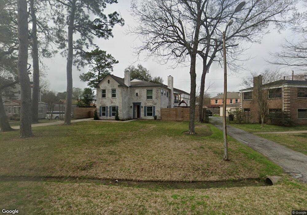 3305 Lawrence St, Houston, TX 77018 - photo 1