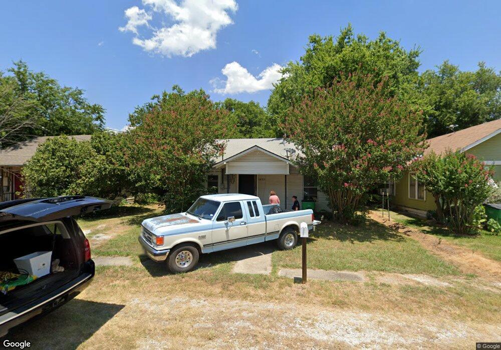 1503 E Scott St, Gainesville, TX 76240 - photo 1