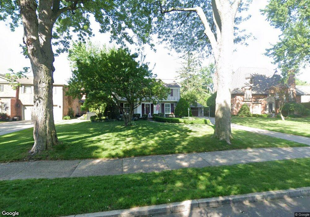 717 Trombley Rd, Grosse Pointe Park, MI 48230 - photo 1