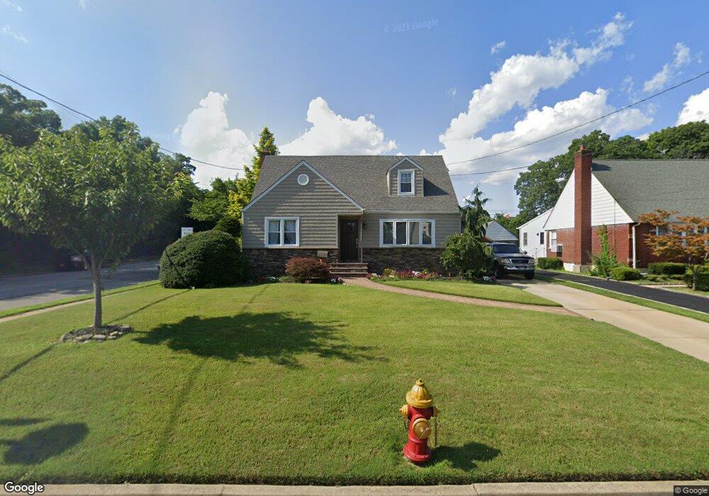 3813 Wilburne Ave, Seaford, NY 11783 - photo 1