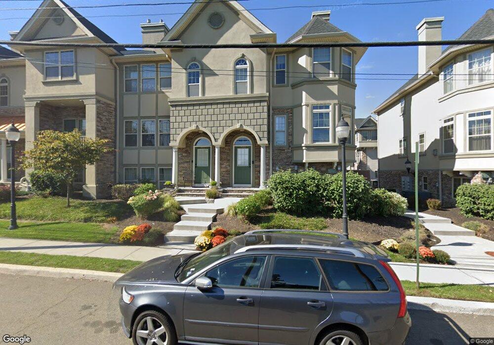 736 Green Ln unit B8, Union, NJ 07083 - photo 1