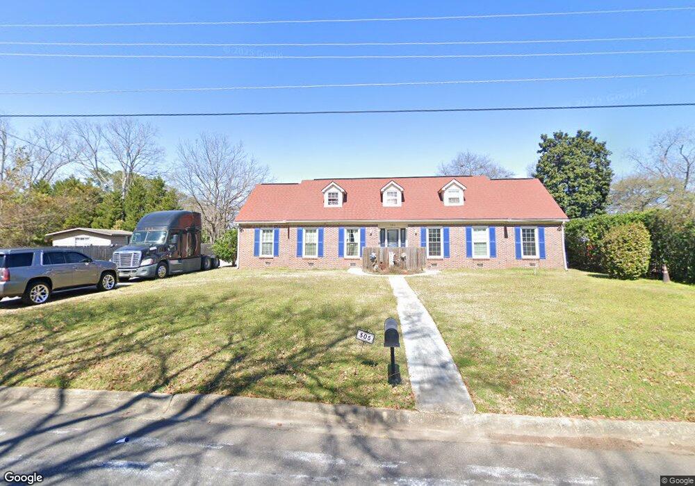 305 Tanglewood Ct, Warner Robins, GA 31093 - photo 1