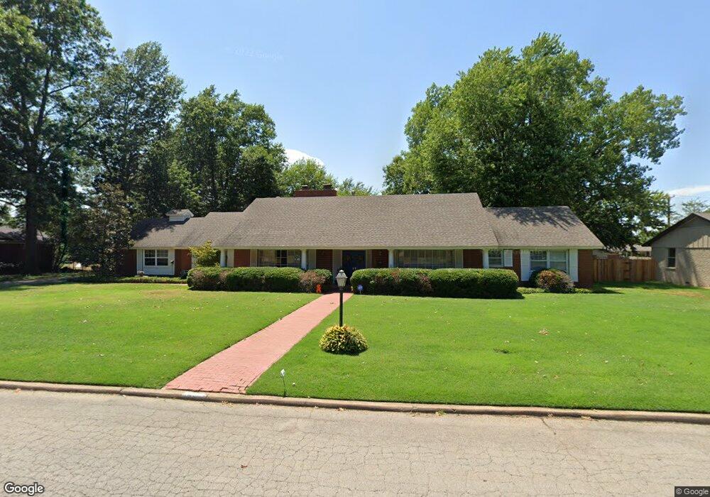 1405 N Louisville Ave, Claremore, OK 74017 - photo 1