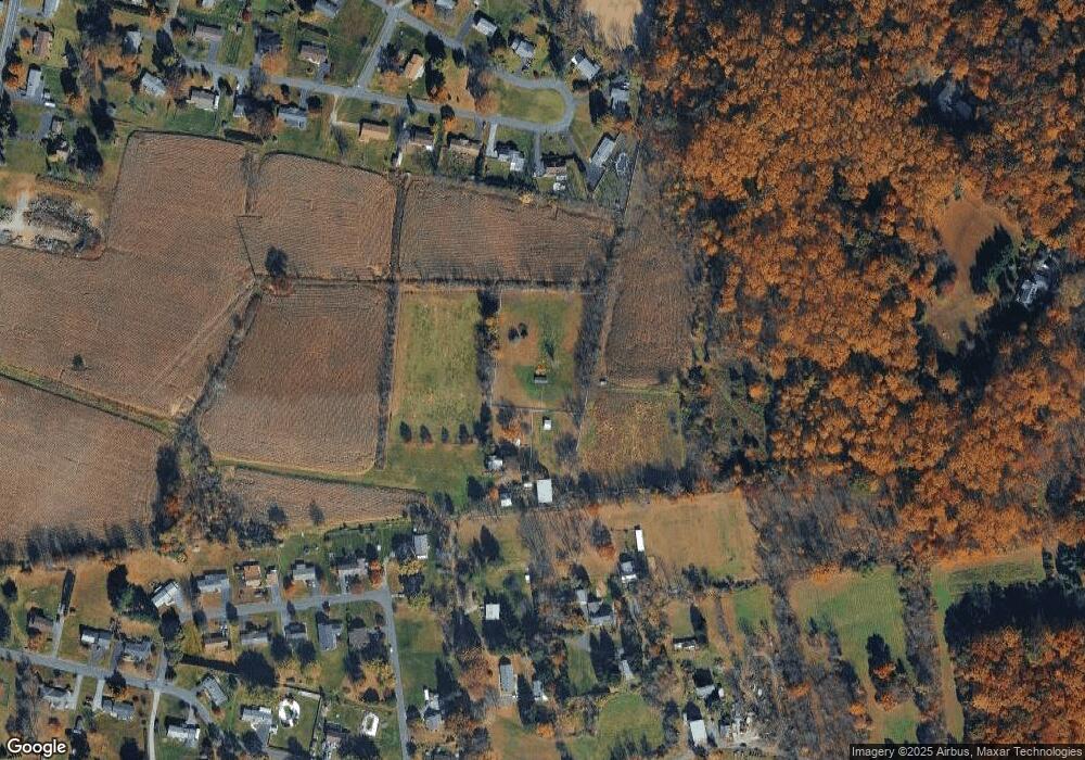 6028 Old Hickory Rd, Coopersburg, PA 18036 - photo 1