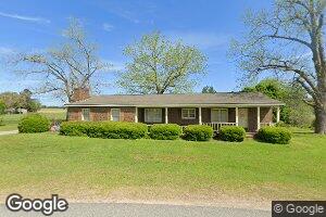 101 Mathis Ave, Doerun, GA 31744