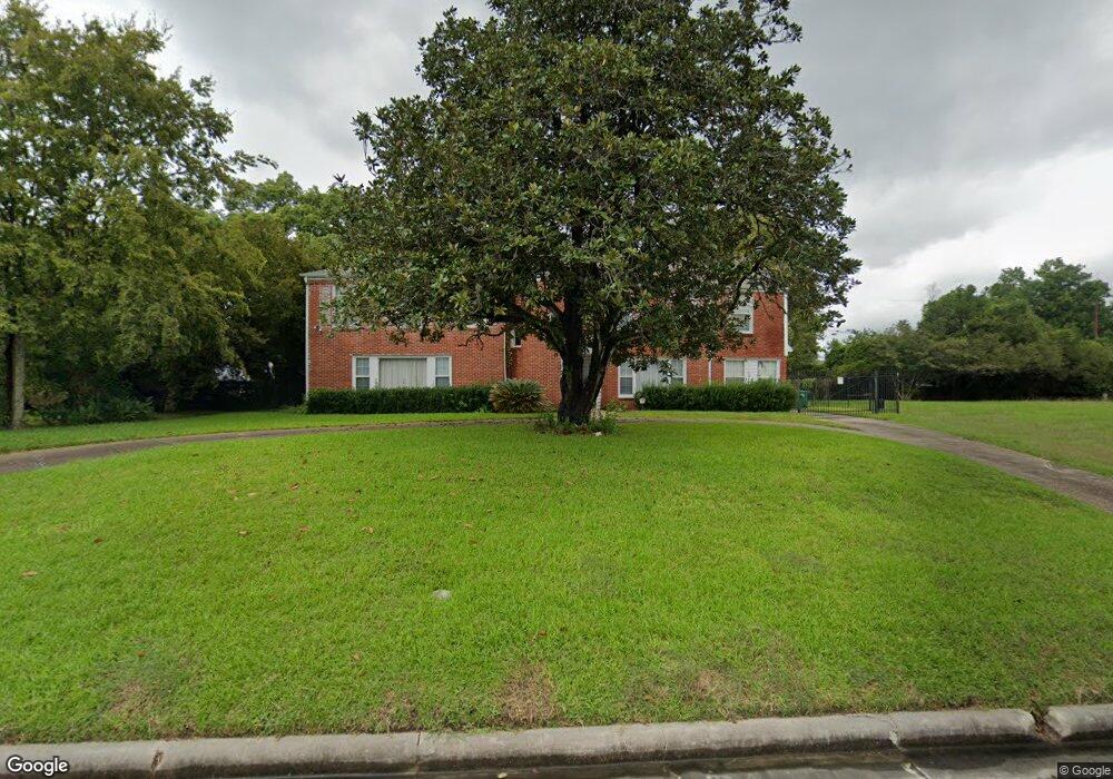 4111 Roseneath Dr, Houston, TX 77021 - photo 1