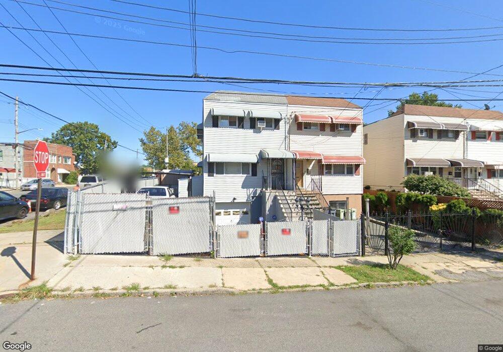 166 Stephens Ave, Bronx, NY 10473 - photo 1
