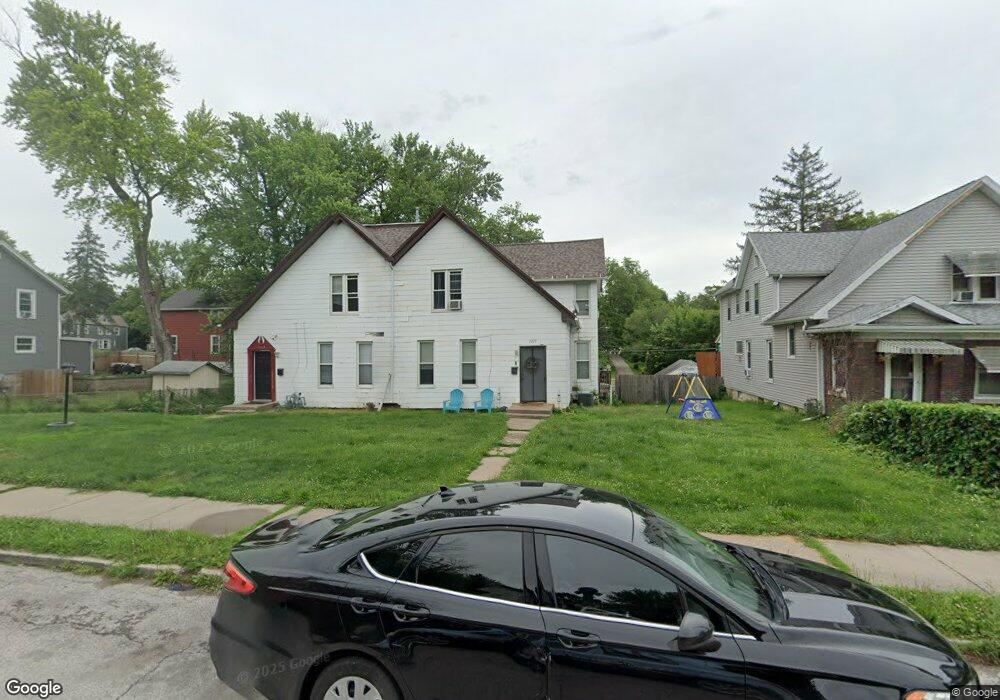 1219 Tremont Ave, Davenport, IA 52803 - photo 1