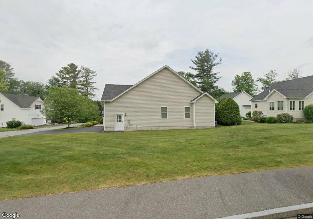 11 Sugar Plum Ln unit 11, Londonderry, NH 03053 - photo 1