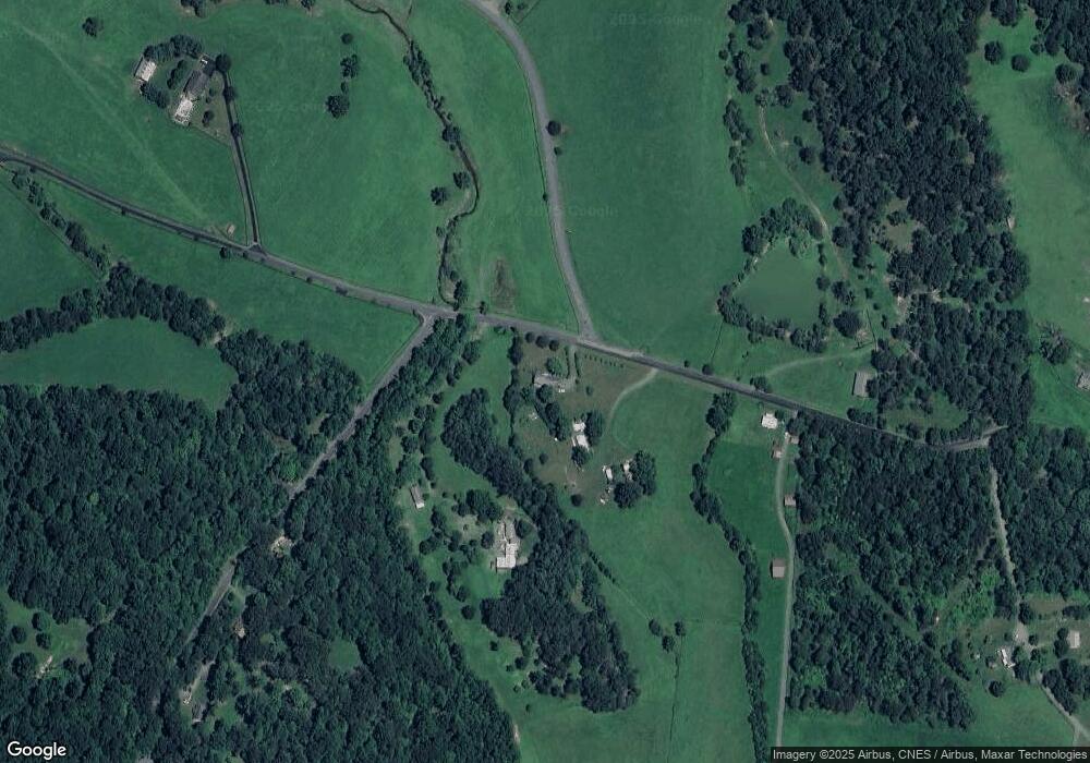 17 Wallace Gap Ln, Madison, VA 22727 - photo 1