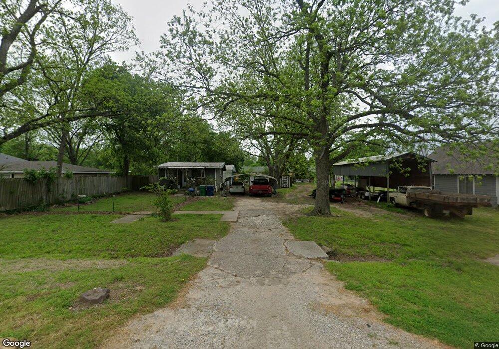 307 Main St, Pottsboro, TX 75076 - photo 1