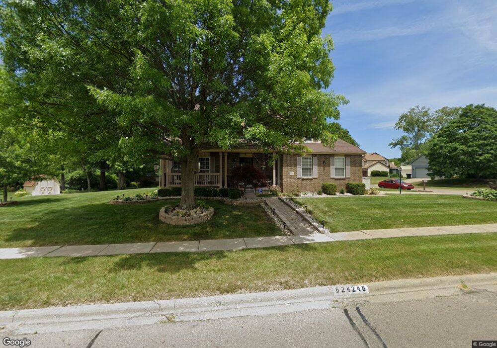 6248 Billington Dr, Columbus, OH 43213 - photo 1