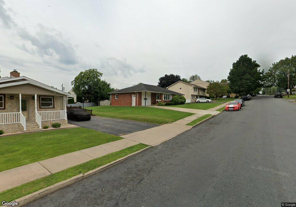 828 W Juniata St, Allentown, PA 18103 - photo 1