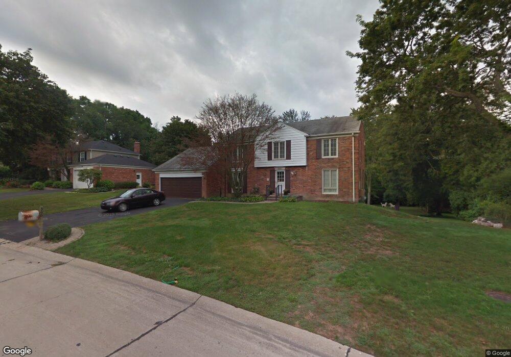 866 Shady Hollow Cir, Bloomfield Hills, MI 48304 - photo 1