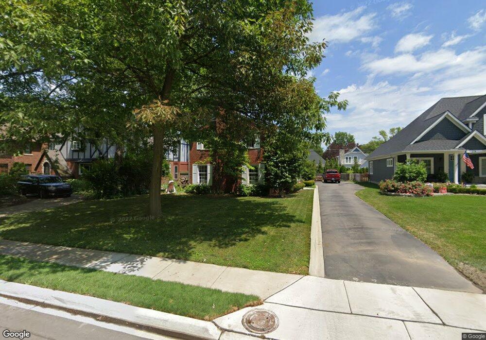 178 Kerby Rd, Grosse Pointe Farms, MI 48236 - photo 1