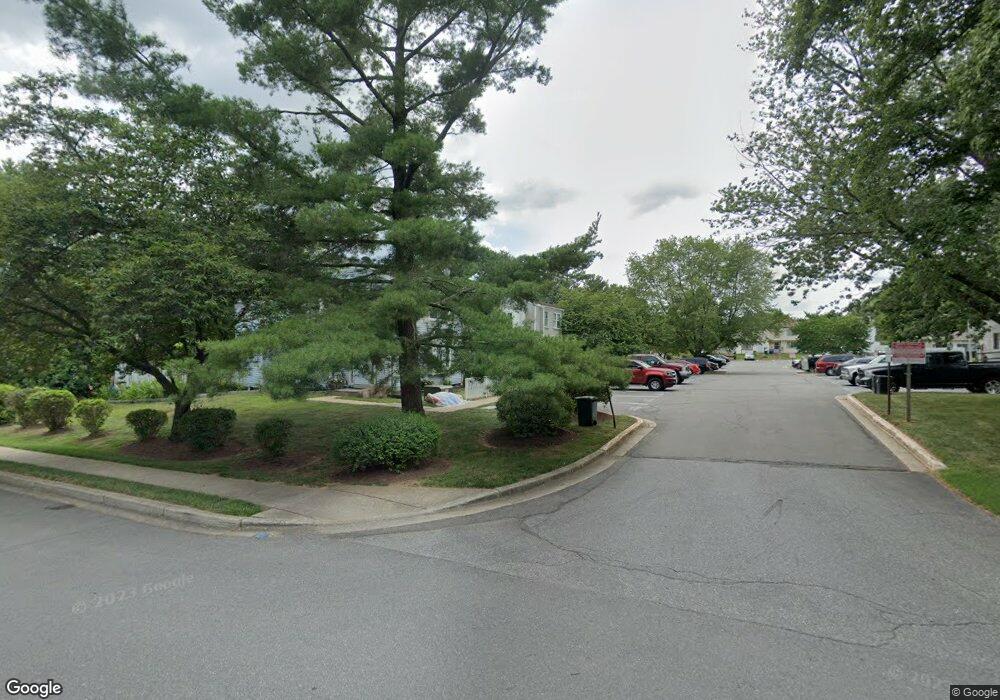 17416 Hoskinson Rd, Poolesville, MD 20837 - photo 1