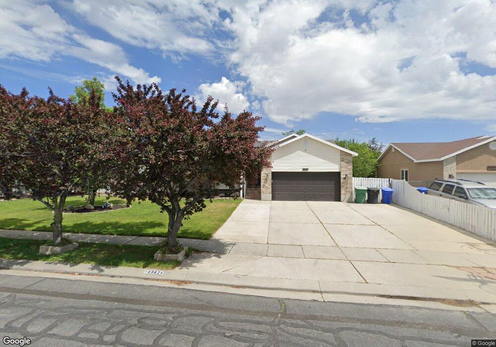 4962 W Winter Hill Ln, West Jordan, UT 84081 - photo 1