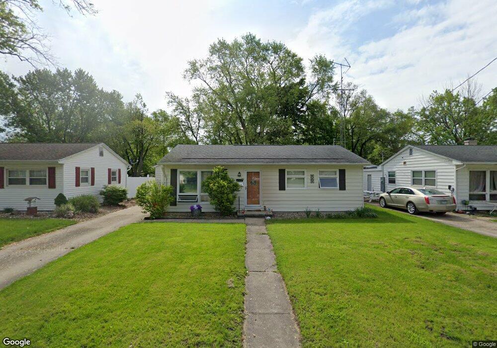 1312 S 4th St, Mattoon, IL 61938 - photo 1