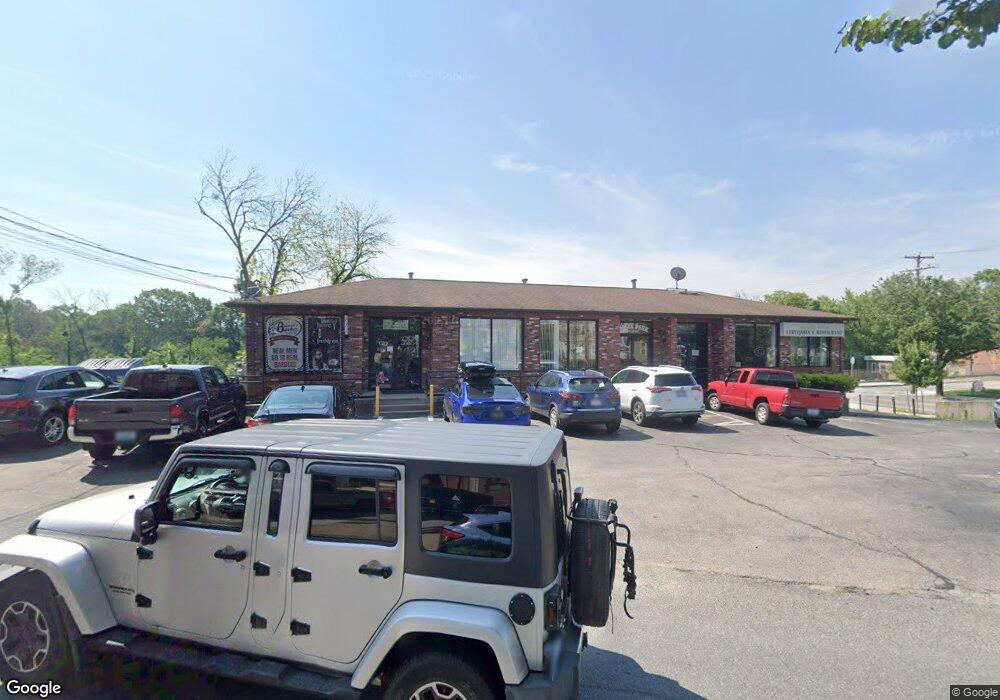 17 Mill St, Cumberland, RI 02864 - photo 1