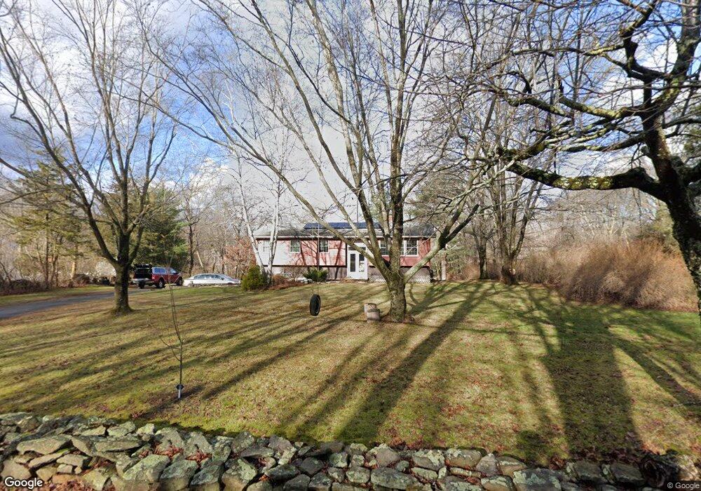 529 Thompson St, Glastonbury, CT 06033 - photo 1