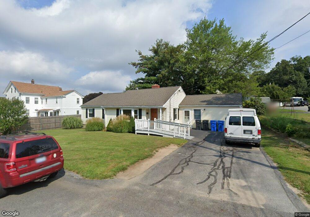 14 Capeway Rd, Cranston, RI 02920 - photo 1