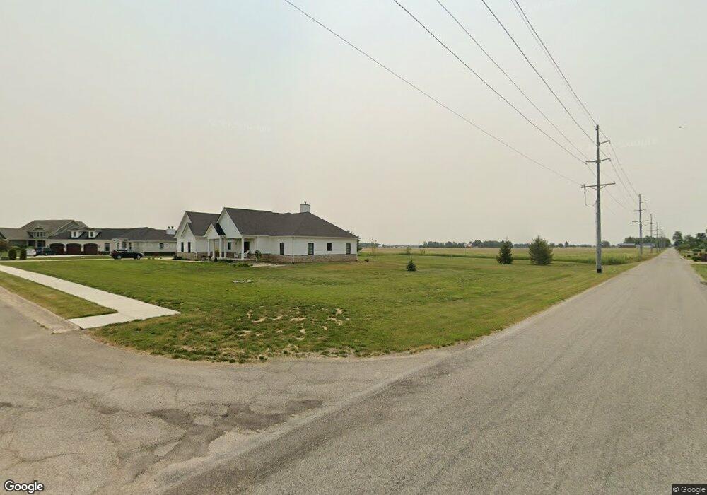 101 Castle Ct, Tipton, IN 46072 - photo 1